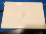 Apple MacBook laptop computer pc 2007 like new