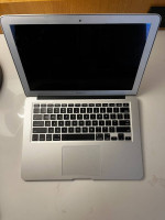 Great Condition: MacBook Air 13-inch
