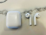 Apple Airpods (2nd Generation)
