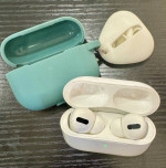 ** Airpods Pro ** A2083/A2190 *Clean* Low Use
