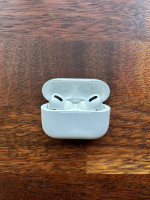 Apple AirPods Pro (1st Generation)
