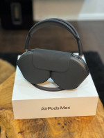Apple AirPods Max WITH Carbon Fiber Protective Hard Cover