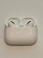 Genuine Apple AirPods Pro (Only Used 2x!)