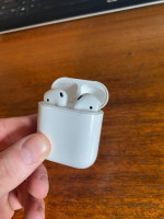 AirPods (2nd generation)