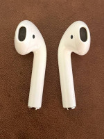 Apple Airpods (1st Generation) - PRICE LOWERED