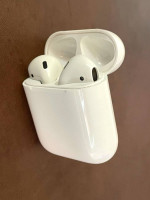 Apple Airpods (1st Generation) - PRICE LOWERED