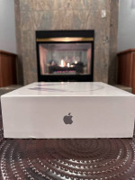 Apple AirPods Max (Brand New)