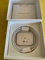 Apple airpods generation 2 USB-C