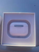NEW Apple Airpods pro gen2