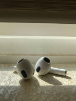 AirPods 3rd gen.