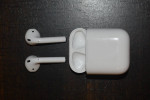 2nd Gen Apple Airpods