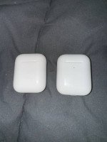 2 pair of AirPods 2