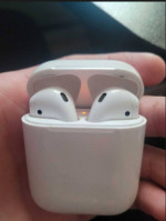 Apple airpods first generation