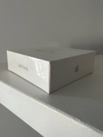 **Apple AirPods, BRAND NEW, sealed box*********************