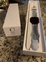 Apple iWatch Series 2 44mm & Apple AirPods 2nd Gen