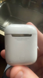 Apple airpods