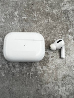 Apple AirPods Pro  gen 2