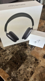Airpods max