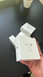 BRAND NEW APPLE AIRPODS GEN2