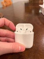 Apple AirPods 2nd Generation