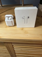 Apple airpods