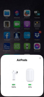 Apple AirPods (1st Gen) - Excellent