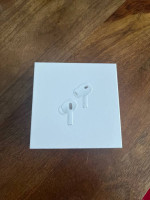 Apple AirPods (Gen 2)