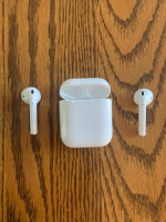 Apple AirPods 2nd Generation