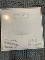 2nd Gen Apple AirPods