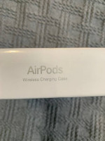 2nd Gen Apple AirPods