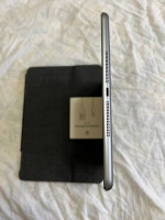 Like New Apple IPad 5th Gen Air1 Unlocked