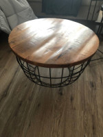 Coffee table wood and metal frame