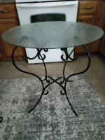 Metal & Glass Table! Removable top! Black in color!