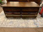 ***Lift Top Coffee table ***