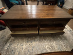 ***Lift Top Coffee table ***