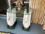 SWAN TABLE WITH GLASS TOP