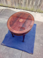Hekman Inlaid Mahogany End Table