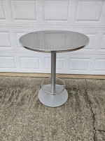 Round bar height 43.5" commercial grade table indoor or outdoor