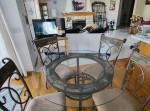 Dinning room table & chairs
