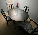Dinning Table for sale