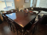 Dining room table chairs set
