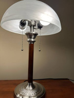 2 Table Lamps With Glass Shade