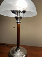 2 Table Lamps With Glass Shade
