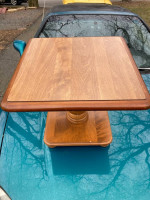 Ethan Allen Heirloom Bunching Maple 20” Square Side Table