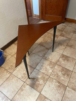 Corner Table