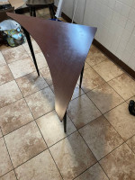 Corner Table