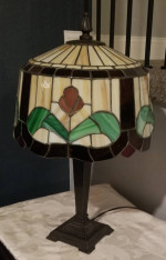 Large Stained Glass Floral Table Lamp