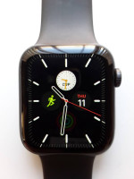 NEW Apple Watch Series 5 with Accessories *MAKE OFFER/TRADE*
