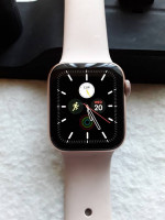 Apple Watch Series 4 GPS + Cell with Accessories *MAKE OFFER/TRADE*