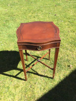 Table-antique